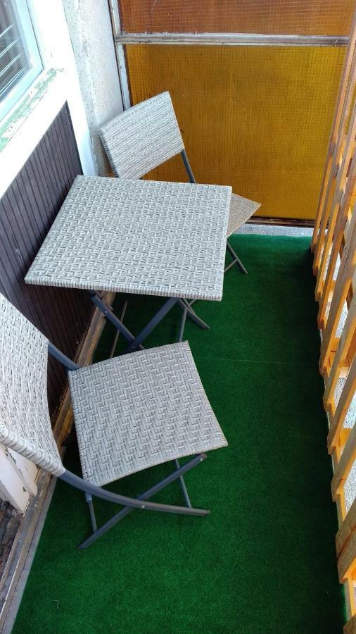 מישקולץ Gesztenyes Apartman מראה חיצוני תמונה